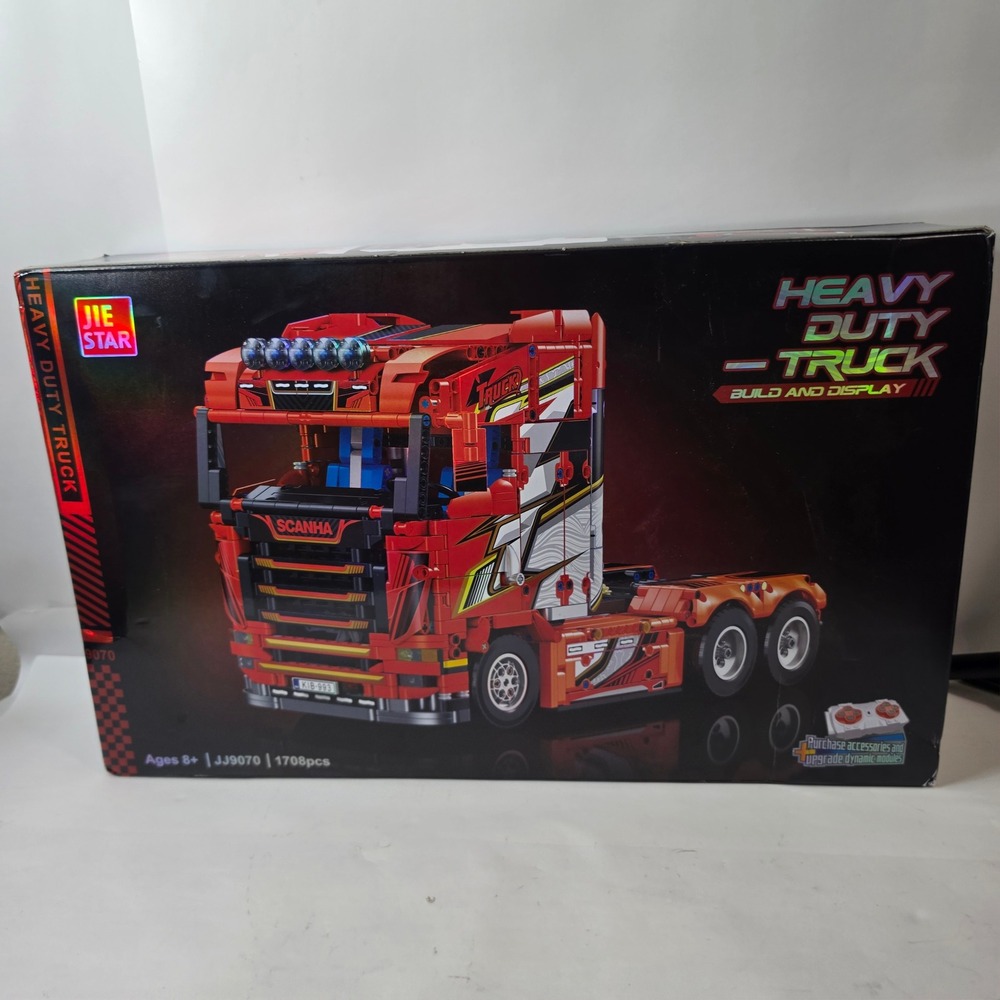 Jie Star Heavy Duty Truck Building Block Set JJ9070 1708pcs Red Semi Model NEW